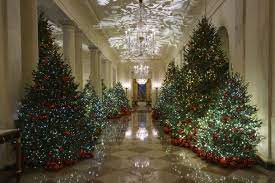 Photo's of christmas decoration at the white house. Photos First Lady Unveils White House 2018 Christmas Decorations Wtop