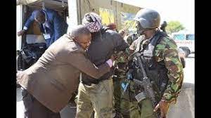 President museveni (left) chats with kenya's deputy president william ruto (right) after he paid him a courtesy. Breaking News Deputy President William Ruto S Home Is Under Attack By Unknown Gunmen Youtube