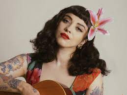 MON LAFERTE IS IN LOVE AND NEEDS THE WORLD TO KNOW