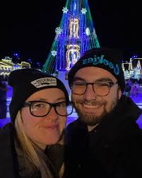 Got the chance to train with the guys down at Rise and Rep Strength in  Louisville a few weeks ago. Fantastic atmosphere, great equipment and even  better people 🤘would absolutely recommend dropping