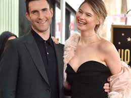 Despite a 10 year age difference for the singer and namibian model, together they have faced many rumors and enjoyed separate and very. Tbt Adam Levine And Behati Prinsloo S Super Secret Mexican Wedding