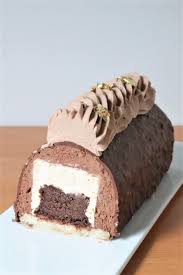 Buche Chocolat Vanille Glacage Rocher Recette De Noel Olivia Patisse Recette Dessert Noel Chocolat Vanille Recette Gateau Noel
