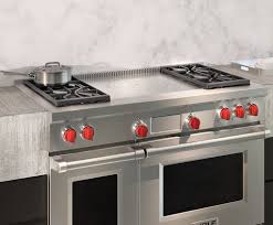 I ordered the wolf external fan stainless hood (as i had on my old dcs years before) with heat lamps. 48 Inch Dual Fuel Range 4 Burners And French Top Revuu