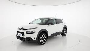 C4 cactus е видимо обновен, съобразно изискванията на сегмента по отношение на технологии и двигатели, като в същото. Naudojimasis Kompiuteriu Remontas Palikti Citroen C4 Cactus Eat6 Florencepoetssociety Org