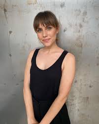 Luly bossa bossa a sus 57 años continúa demostrando que la edad es solo un número, pues se mantiene más joven y activa que nunca y su experiencia estará en esta producción que se centrará en la vida de la joven lala. Aura Garrido Reddit Post And Comment Search Socialgrep