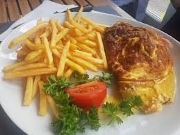La Sapiniere Saint Laurent Sur Mer Restaurant Avis Numero De Telephone Photos Tripadvisor