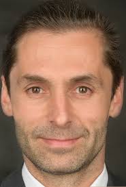 Nicht-/Wissenschaftliche Mitarbeiter:innen