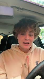 Alex Warren Crying Because of His Dad