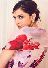 She started her bollywood career with shahrukh khan movie om shanti om in 2007 and it was a blockbuster hit. Deepika Padukone Movies Latest And Upcoming Films Of Deepika Padukone Etimes