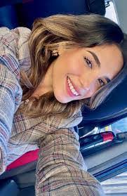 Desiree Tomczak's Instagram, Twitter & Facebook