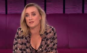 Hij vertelt over het dagelijks leven van de. Marc Marie Huijbregts Bespreekt Jineks Decollete Superguide