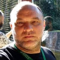 200+ perfis com “Sims”