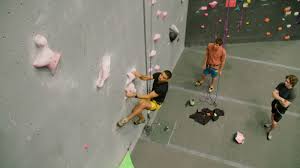 Mountain climbers are a great power move for runners. Watch Almost Impossible Why It S Almost Impossible To Climb 15 Meters In 5 Secs Ft Alex Honnold Wired Video Cne Wired Com Wired