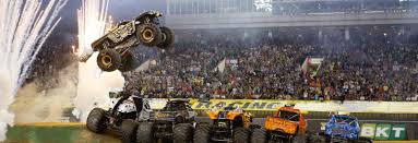 Record Breaking Stunt Attempt At Levis Stadium Monster Jam