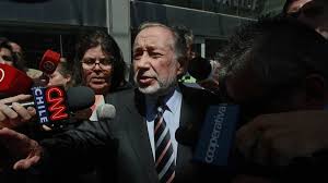 El también miembro del directorio de la fundación jaime guzmán y amigo personal del asesinado senador llegó pasadas. Dos Firmas Le Faltan A Jovino Novoa Para Que Se De Por Finalizada Su Condena