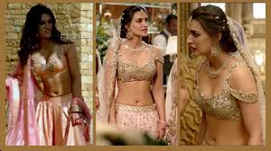And so many unique desighn. Kriti Sanon Hot Navel Show In Lehenga Choli Hd Caps Indiancelebblog Com