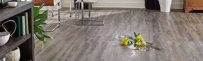 Every vinyl flooring pattern is specially crafted with masterworks, a revolutionary embossing technology that delivers realistic designs. Vinyl Flooring Floor Decor