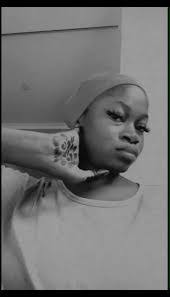 Sharon Geddes's Instagram, Twitter & Facebook