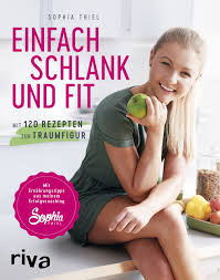 Sophia thiel ernährungsplan für mehrere tage was snacks angeht so eignen sich für die kleine mahlzeit am besten nüsse, trockenobst, frisches obst oder gemüse, sowie auch ihre speziellen fitnessbrötchen aus vollkornbrot, putenschinken, kräuterquark und salatgurken. Einfach Schlank Und Fit Mit 120 Rezepten Zur Traumfigur Mit Ernahrungstipps Aus Meinem Erfolgscoaching Amazon De Thiel Sophia Bucher