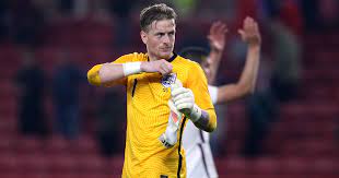 Jordan lee pickford (né logan; Everton And England Will Benefit From Calmer Pickford