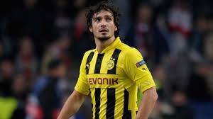 Aradığın spor ayakkabı, günlük ve training ayakkabı çeşitleri ile eşofman takımı, mont, sweatshirt, çanta gibi giyim ve aksesuar ürünleri hummel'da! Dortmund S Hummels Should Be Fit For Final Eurosport