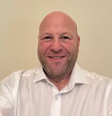 Good morning, I want to reintroduce myself to my community. I have now been  in Dubai almost 6 years, have been disrupting the property management  industry for the past 25 years, but