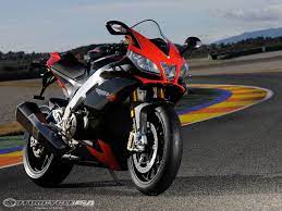 Aprilia Rsv4 Aprilia Motorcycle Manufacturers Sport Bikes