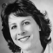 Debbie Linn Named Exec. Director of Leadership Music