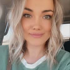 Hannah Fredrickson's Instagram, Twitter & Facebook