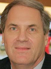 Carl H. Lindner III and wife donate millions to endow new business center  at University of Cincinnati