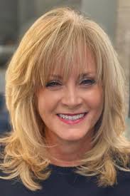 The Best Hairstyles for Older Women (50 & Over)