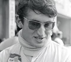 Vettel turns the screw