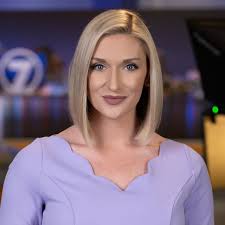 Elle Thomas (@ellethomastv) • Instagram photos and videos