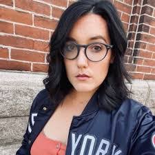 Marissa Hicks's Instagram, Twitter & Facebook