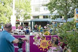 August bietet die stadt zum zweiten mal bei (weitestgehend) freiem eintritt kultur. Wien Dreht Auf Kultursommer 2020 Veranstaltungen Ganz In Unserer Nahe Matznerviertel