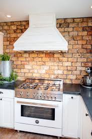 kitchens with show stopping backsplash