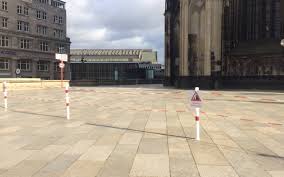 Wenn das gerüst steht, beginnt die arbeit der steinmetze. Orkan Sabine Fegt Auch Uber Koln Hinweg Was Ihr Wissen Musst Radio Koln