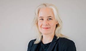 Jessica Hawes's Instagram, Twitter & Facebook