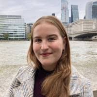 Laura Meldrum's Instagram, Twitter & Facebook