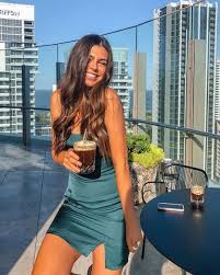 How To Dress Petite Or Short Women Moda Kadin Trendler