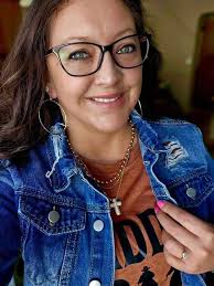 Getting selfies from my customers makes my day! 💕 She has all 4️⃣ of her  {big} babies and will be adding