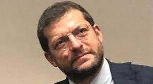 Il messaggio di romano, che ha messo in copia direttamente la sindaca virginia raggi, ha suscitato immediatamente una serie di reazioni di. 68r8xv4r4auium
