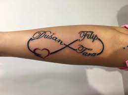 You can include your friend's, mother's, or grandmother's name in this tattoo, as it has a feminine touch. Top 30 Name Tattoos Popular Collection Name Tattoo Designs 2019