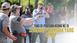Kehebatan sistem beraja dan agong di malaysia daulat tuanku hari ini, malaysia menghadapi krisis perebutan kuasa dan. Cekap Menembak Sultan Muhammad V Yang Di Pertuan Agong Malaysia Ke 15 Youtube