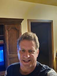 Barry Gomel's Instagram, Twitter & Facebook