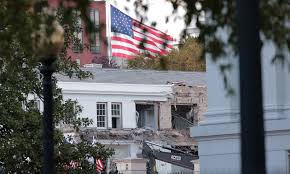 Ông Trump cho phá dỡ một góc Nhà Trắng để xây phòng khiêu vũ - Báo VnExpress