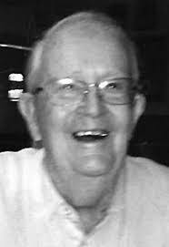 Jeffrey Kneeland's Instagram, Twitter & Facebook