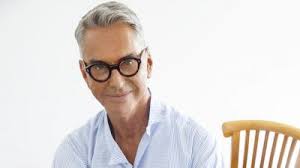 He is the founder of the fashion and cosmetics company joop! Wegbegleiter Uber Wolfgang Joop Zum 75 Geburtstag Er Ist Zeitzeuge Und Zeitbombe Zugleich