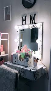 Jika anda mencari idea bilik tidur anak perempuan anda, fikirkan tentang apa yang anak perempuan anda suka. Nak Hias Bilik Tidur Tak Payah Guna Barang Mahal Pun Janji Kemas Mingguan Wanita