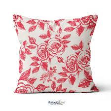 Picasso head (crea immagini stilizzate). Cuscino 40x40 Pattern Rose Rosse Stilizzate Arreda La Tua Casa Con Gusto